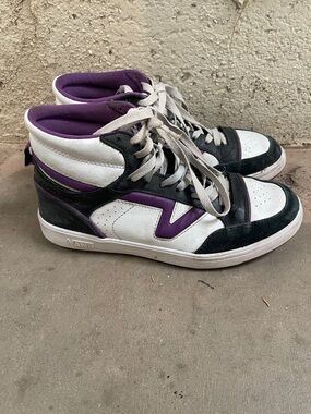 Vans Sneakers Sz 8.5 Women’s